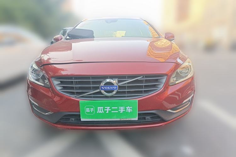 Used Volvo V60 2015 T5 Zhiyi Edition Front