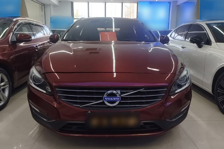 Used Volvo V60 2015 T5 Zhiya Edition Front
