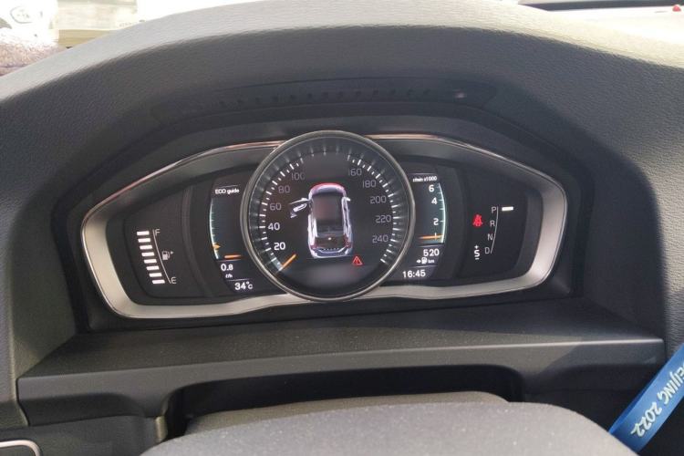 Used Volvo V60 2015 T5 Zhiyi Edition Instrument Cluster