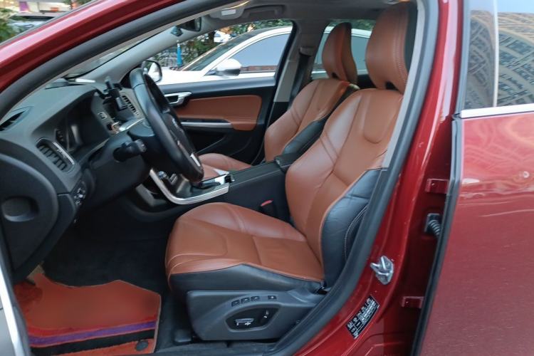 Used Volvo V60 2015 T5 Zhiyi Edition Left Front Seat