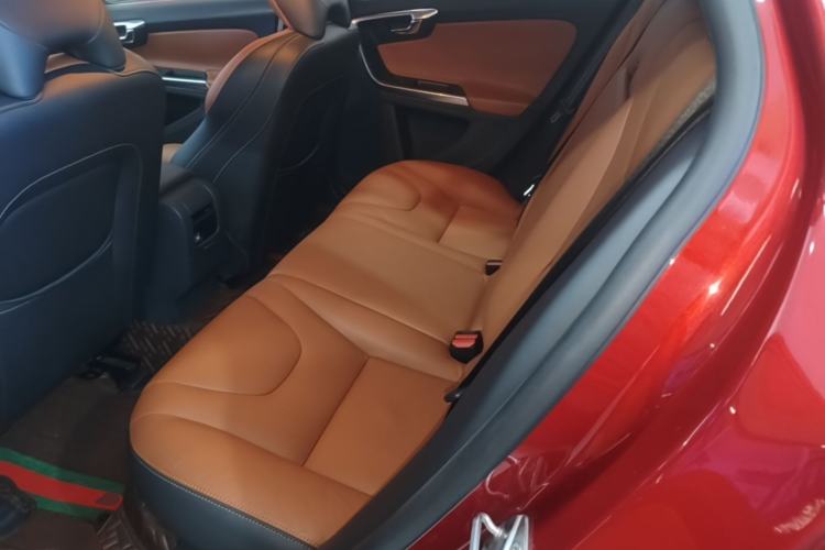 Used Volvo V60 2015 T5 Zhiya Edition Left Rear Seat