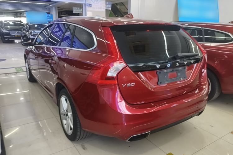 Used Volvo V60 2015 T5 Zhiya Edition Rear Left 45 Deg