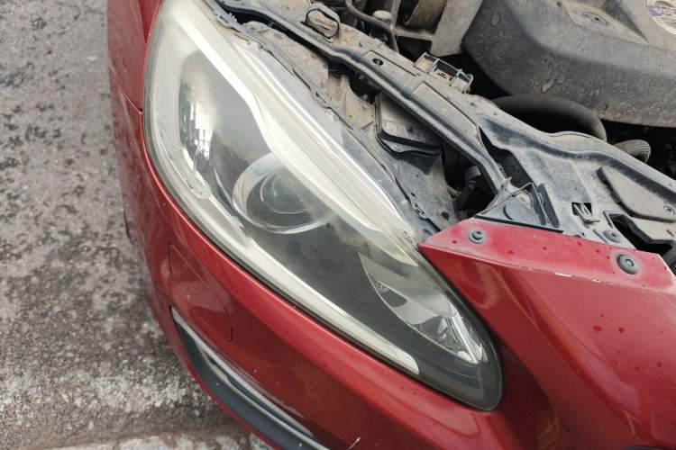 Used Volvo V60 2015 T5 Zhiya Edition Right Front Headlight