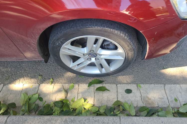 Used Volvo V60 2015 T5 Zhiya Edition Right Front Wheel Hub