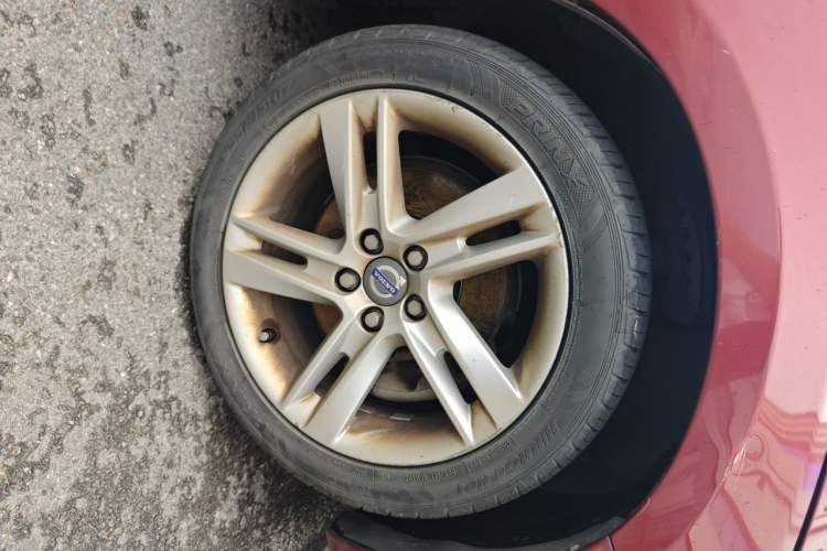 Used Volvo V60 2015 T5 Zhiya Edition Right Front Wheel Hub