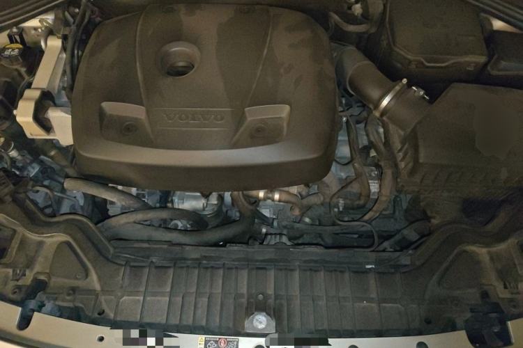 Used Volvo V60 2015 T5 Zhiyi Edition Engine Bay
