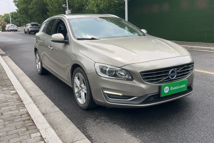 Used Volvo V60 2015 T5 Zhiya Edition Exterior 1