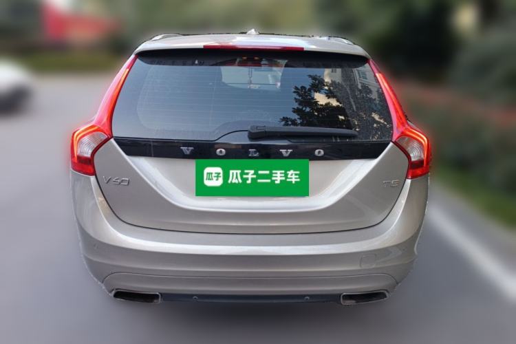 Used Volvo V60 2015 T5 Zhiyi Edition Exterior 4