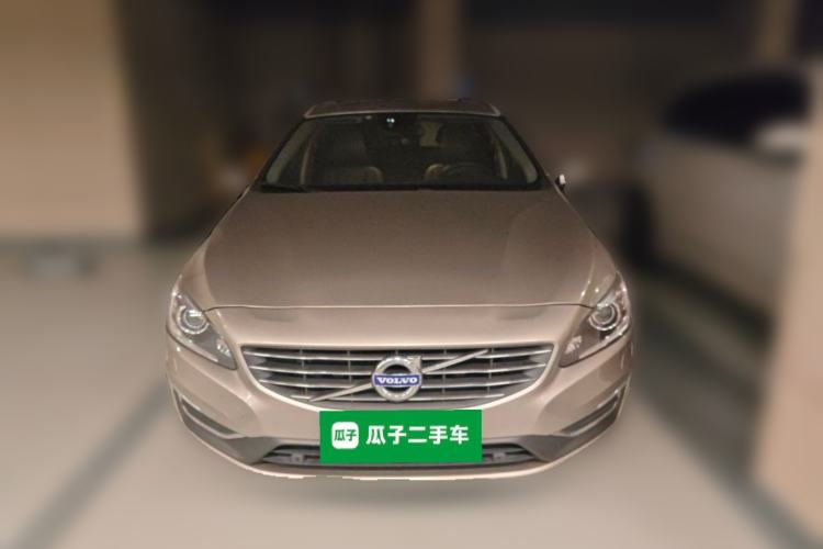 Used Volvo V60 2015 T5 Zhiyi Edition Front