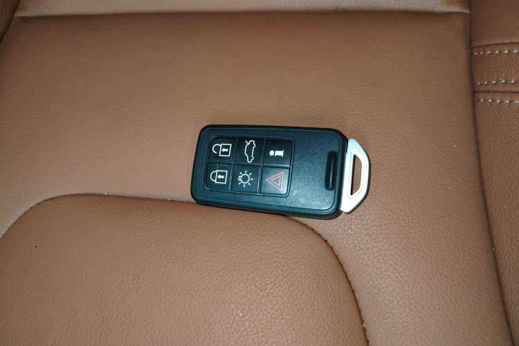 Used Volvo V60 2015 T5 Zhiya Edition Interior 1