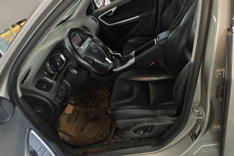 Used Volvo V60 2015 T5 Zhiyi Edition Left Front Seat