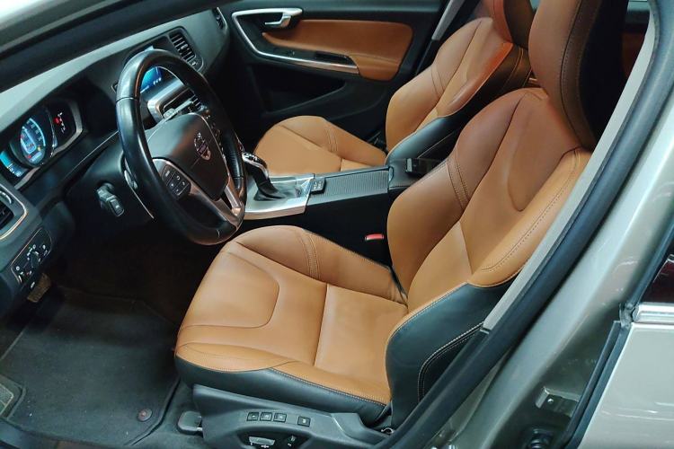 Used Volvo V60 2015 T5 Zhiya Edition Left Front Seat