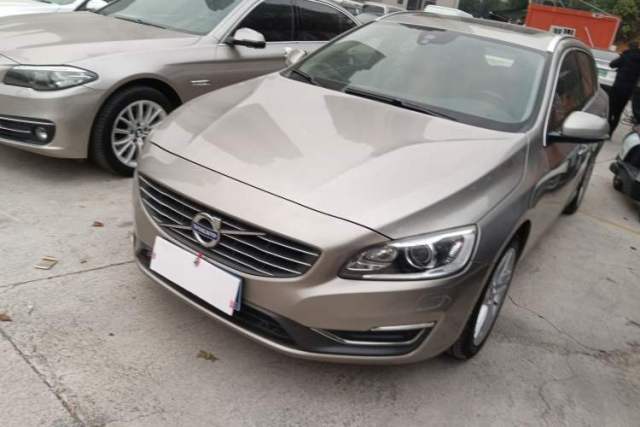 Used Volvo V60 2015 T5 Zhiya Edition