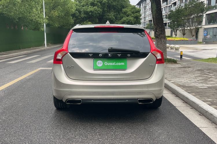 Used Volvo V60 2015 T5 Zhiya Edition Rear