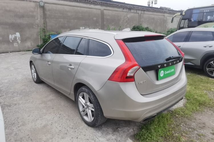 Used Volvo V60 2015 T5 Zhiya Edition Rear Left 45 Deg