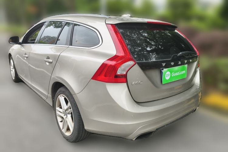 Used Volvo V60 2015 T5 Zhiya Edition Rear Left 45 Deg