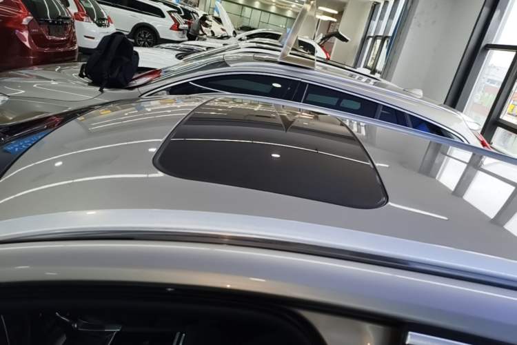 Used Volvo V60 2015 T5 Zhiyi Edition Roof