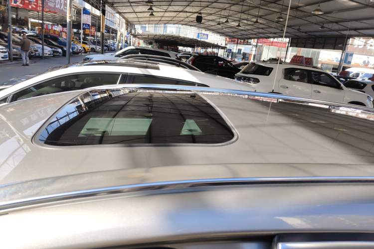 Used Volvo V60 2015 T5 Zhiyi Edition Roof