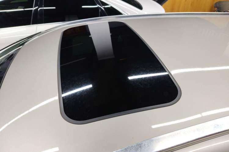 Used Volvo V60 2015 T5 Zhiya Edition Roof