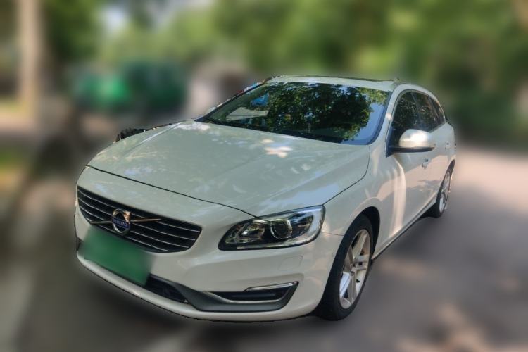 Used Volvo V60 2015 T5 Zhiya Edition Guazi used car, China used car export, Used car for sale, Used Volvo cars, Cheapest cars for sale
