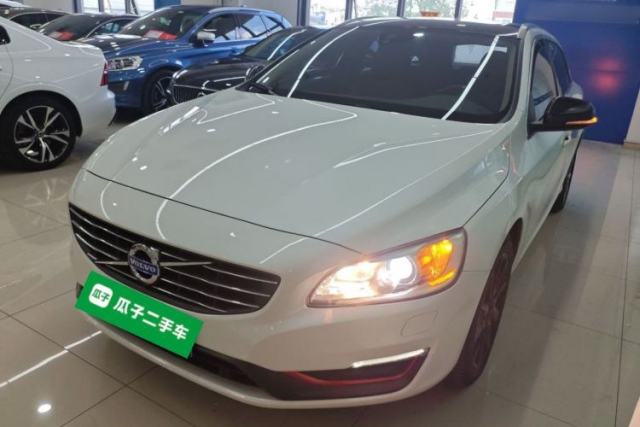 Used Volvo V60 2015 T5 Zhiyi Edition