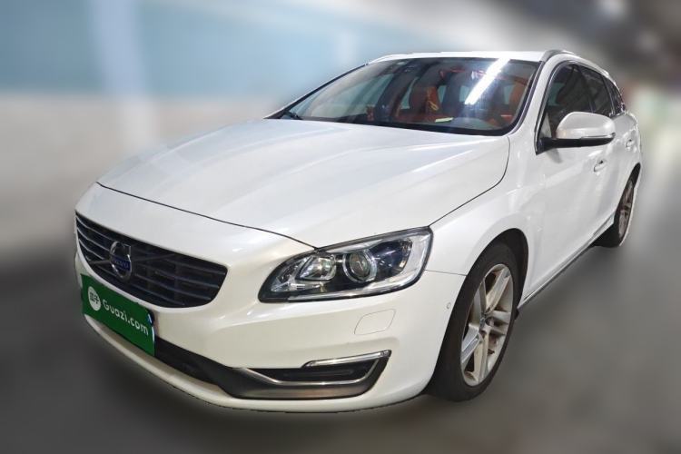 Używany Volvo V60 2015 T5 Zhiya Edition Guazi used car, China used car export, Used car for sale, Used  cars, Cheapest cars for sale