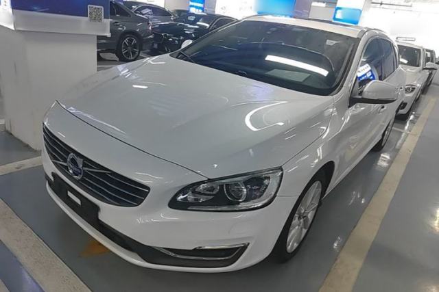 Used Volvo V60 2015 T5 Zhiyi Edition