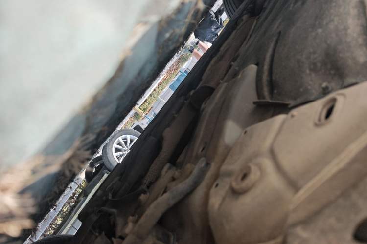 Used Volvo V60 2015 T5 Zhiya Edition Chassis Front Right