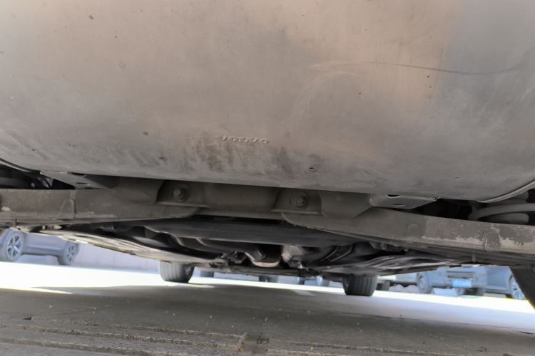 Used Volvo V60 2015 T5 Zhiyi Edition Chassis Rear