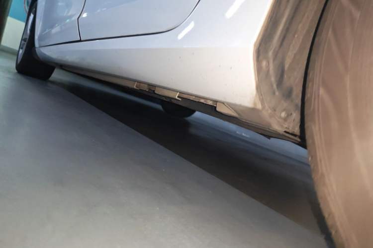 Used Volvo V60 2015 T5 Zhiya Edition Chassis Rear Left