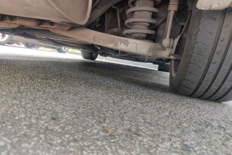 Used Volvo V60 2015 T5 Zhiya Edition Chassis Rear Right