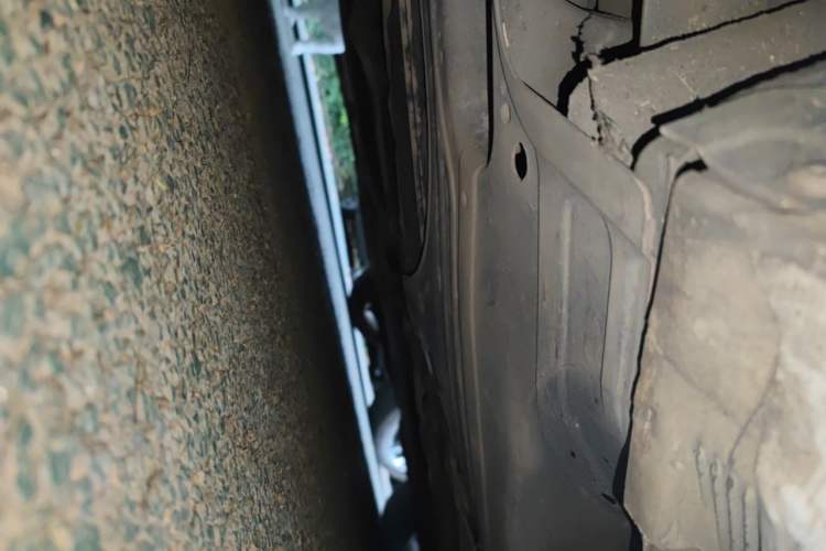 Used Volvo V60 2015 T5 Zhiyi Edition Chassis Rear Right
