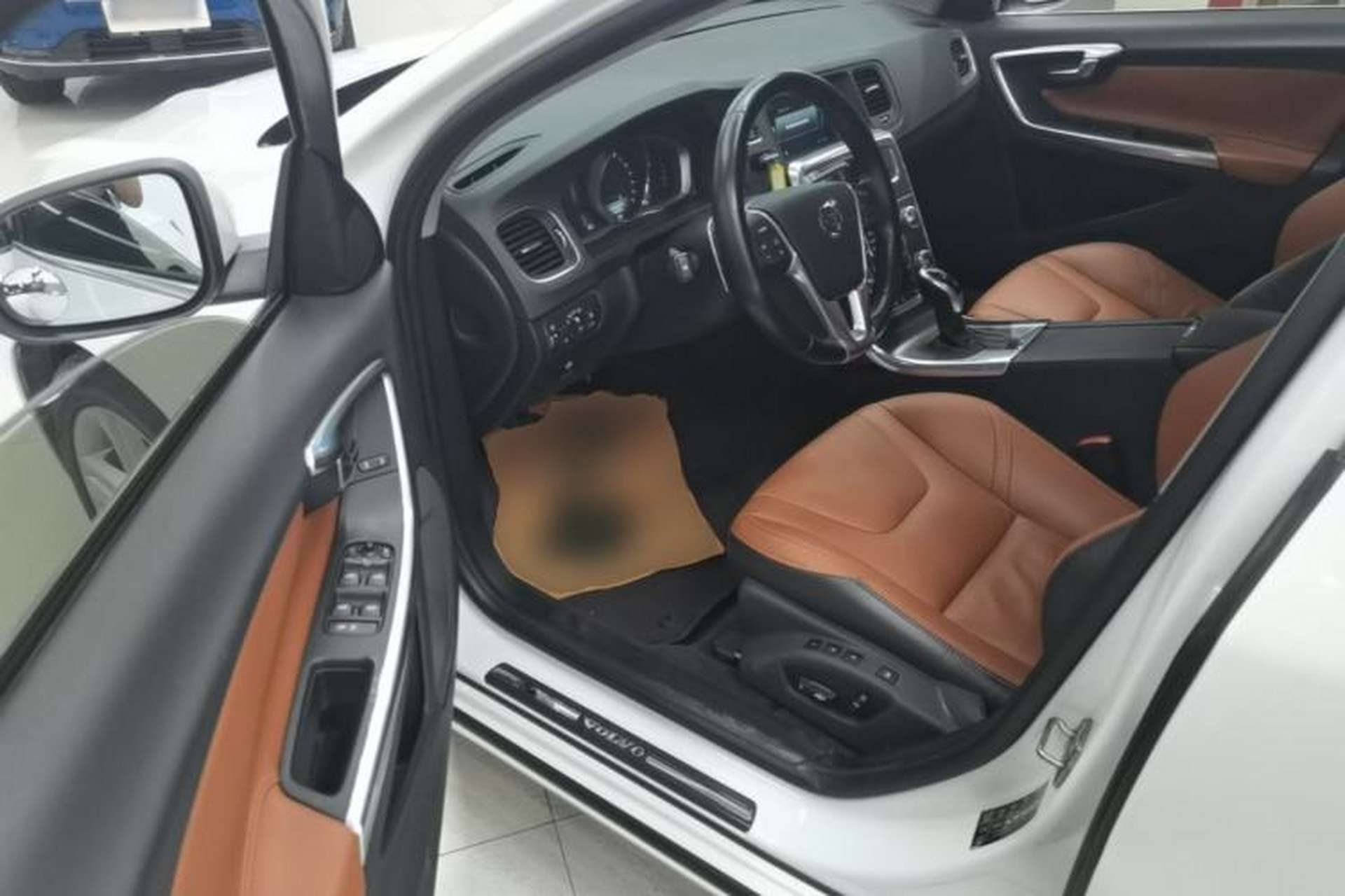 Used Volvo V60 2015 T5 Zhiya Edition Driver Seat