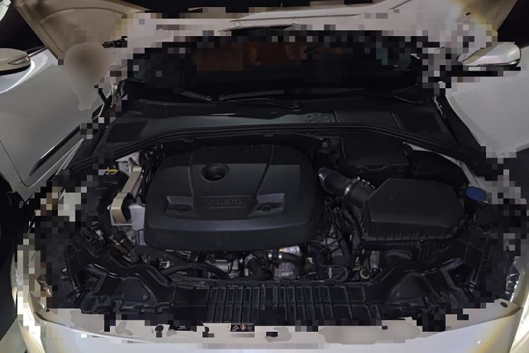 Used Volvo V60 2015 T5 Zhiya Edition Engine Bay