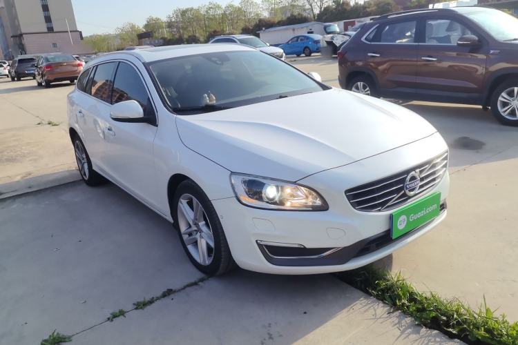 Used Volvo V60 2015 T5 Zhiya Edition Exterior 1