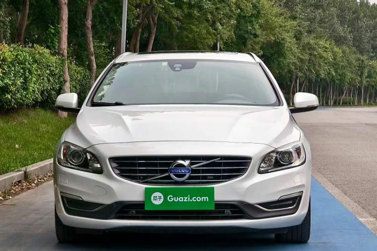 Used Volvo V60 2015 T5 Zhiya Edition Exterior 1