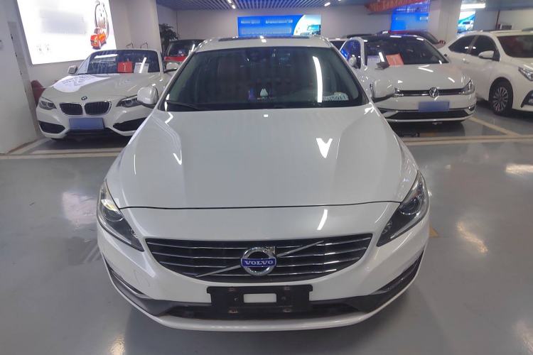 Used Volvo V60 2015 T5 Zhiya Edition Exterior 1