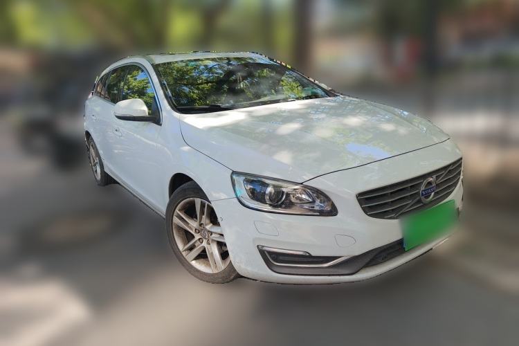 Used Volvo V60 2015 T5 Zhiya Edition Exterior 2