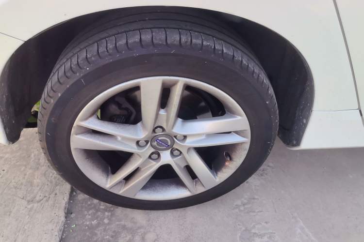 Used Volvo V60 2015 T5 Zhiya Edition Exterior 5