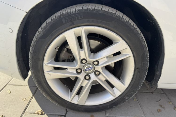 Used Volvo V60 2015 T5 Zhiya Edition Exterior 6