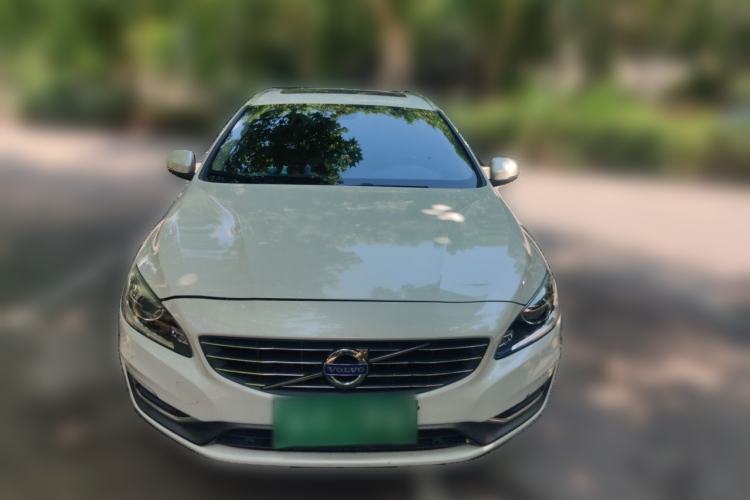 Used Volvo V60 2015 T5 Zhiya Edition Front
