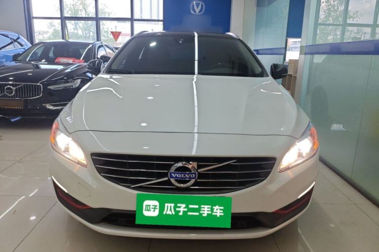 Used Volvo V60 2015 T5 Zhiyi Edition Front