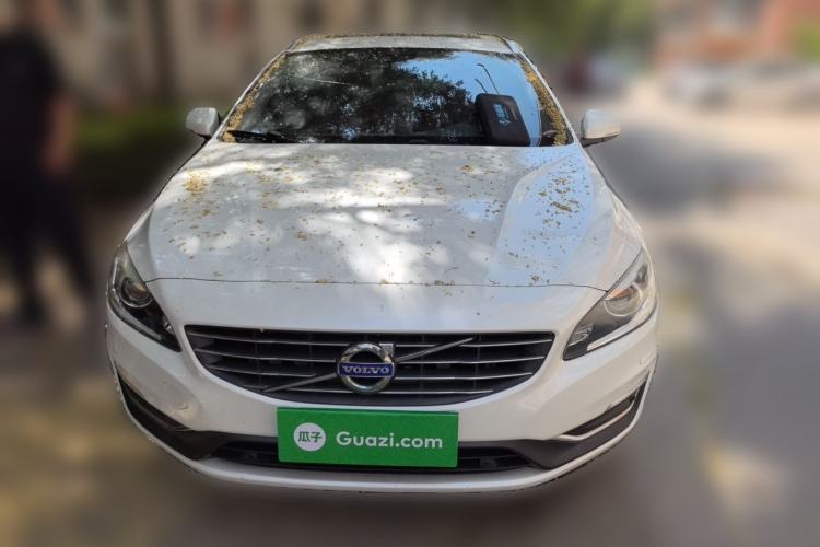 Used Volvo V60 2015 T5 Zhiya Edition Front
