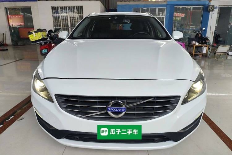 Used Volvo V60 2015 T5 Zhiyi Edition Front