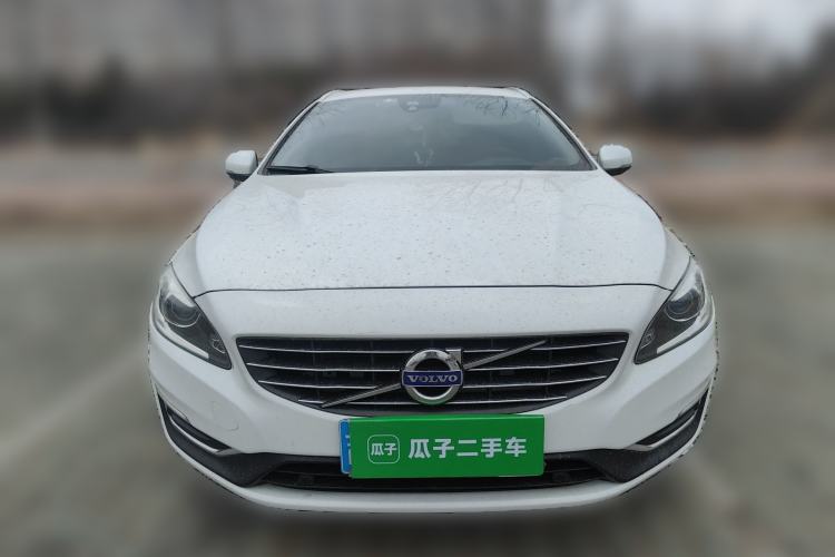 Used Volvo V60 2015 T5 Zhiyi Edition Front