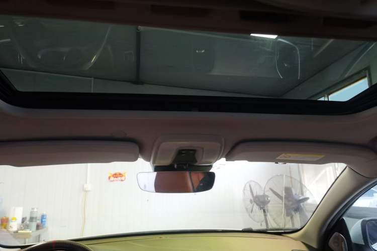 Used Volvo V60 2015 T5 Zhiya Edition Headliner