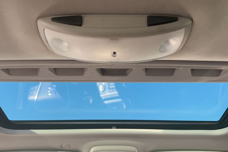 Used Volvo V60 2015 T5 Zhiya Edition Headliner
