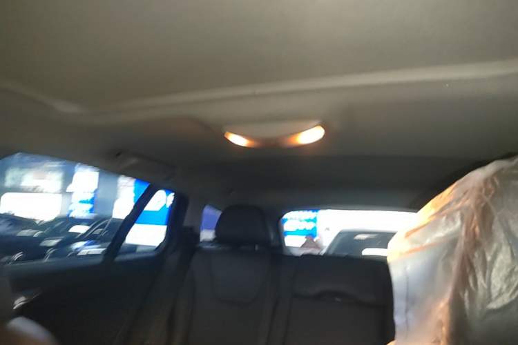 Used Volvo V60 2015 T5 Zhiyi Edition Headliner