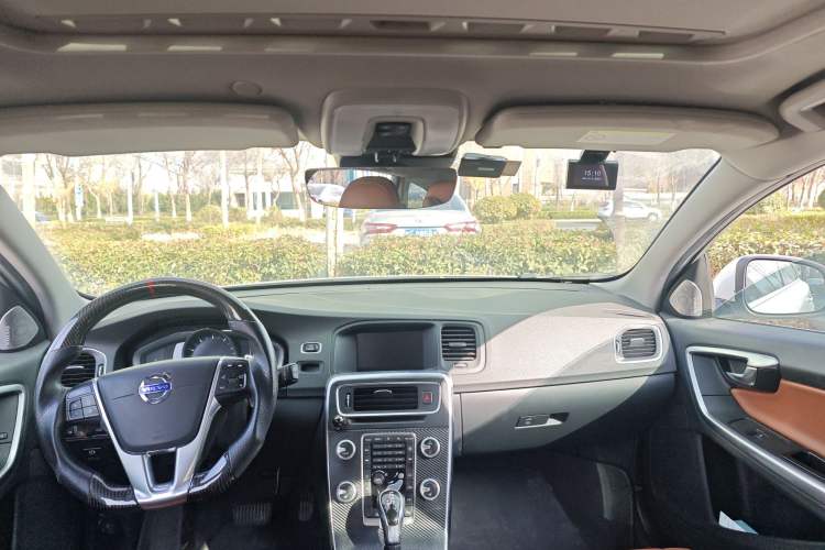 Used Volvo V60 2015 T5 Zhiya Edition Headliner