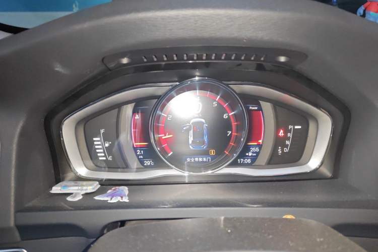 Used Volvo V60 2015 T5 Zhiya Edition Instrument Cluster